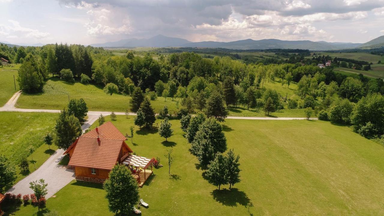 Holiday Homes Vita Natura Rakovica Exterior photo