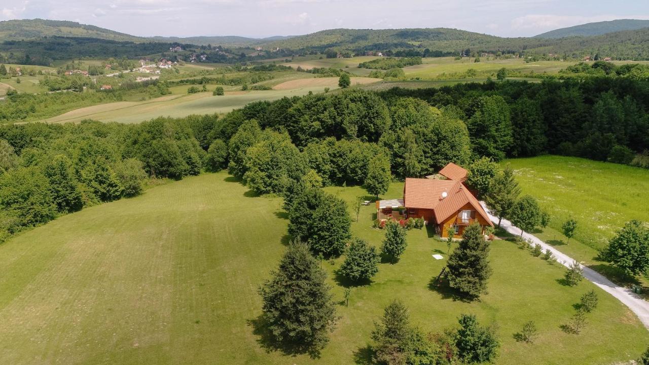 Holiday Homes Vita Natura Rakovica Exterior photo