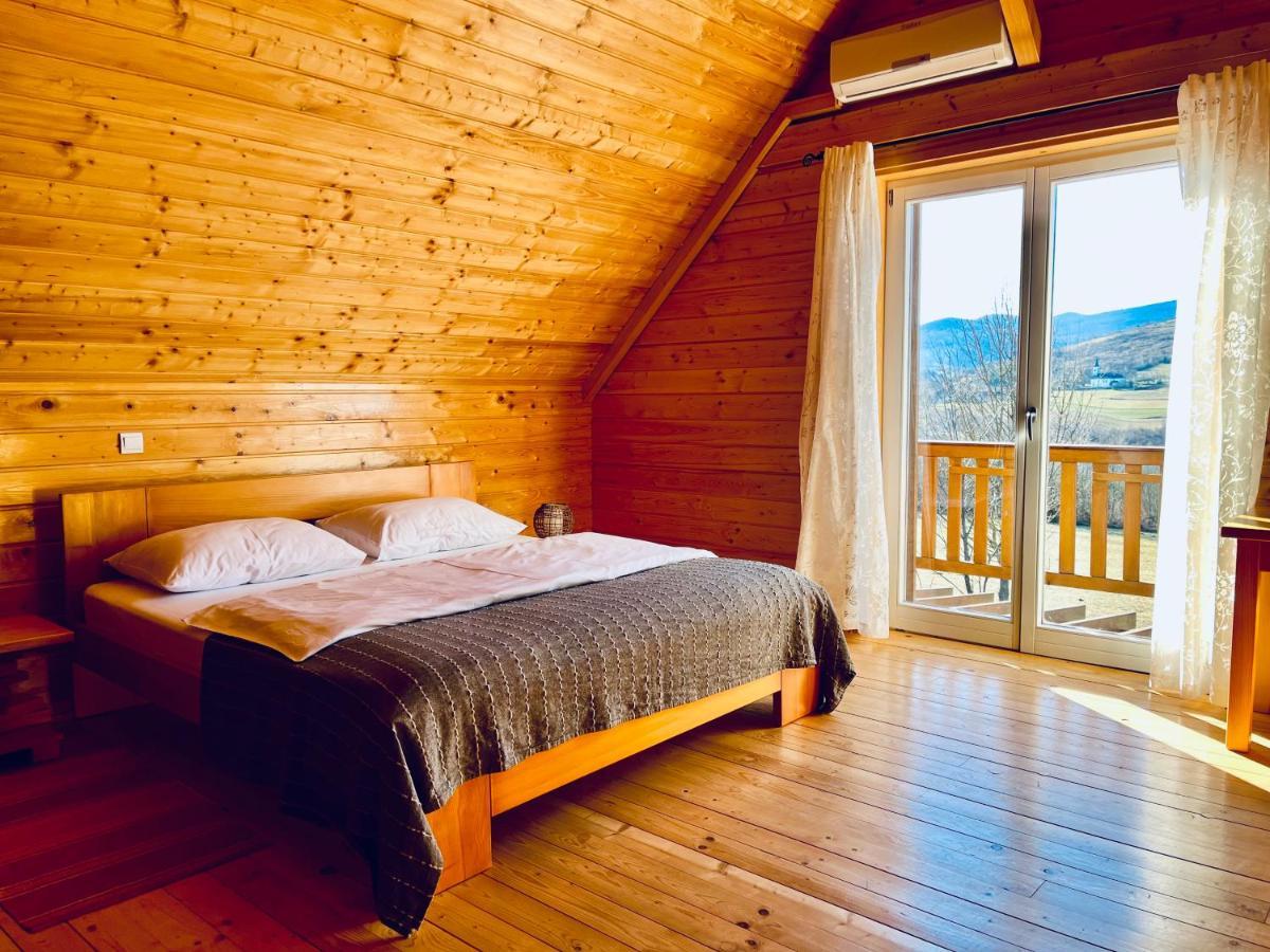 Holiday Homes Vita Natura Rakovica Exterior photo