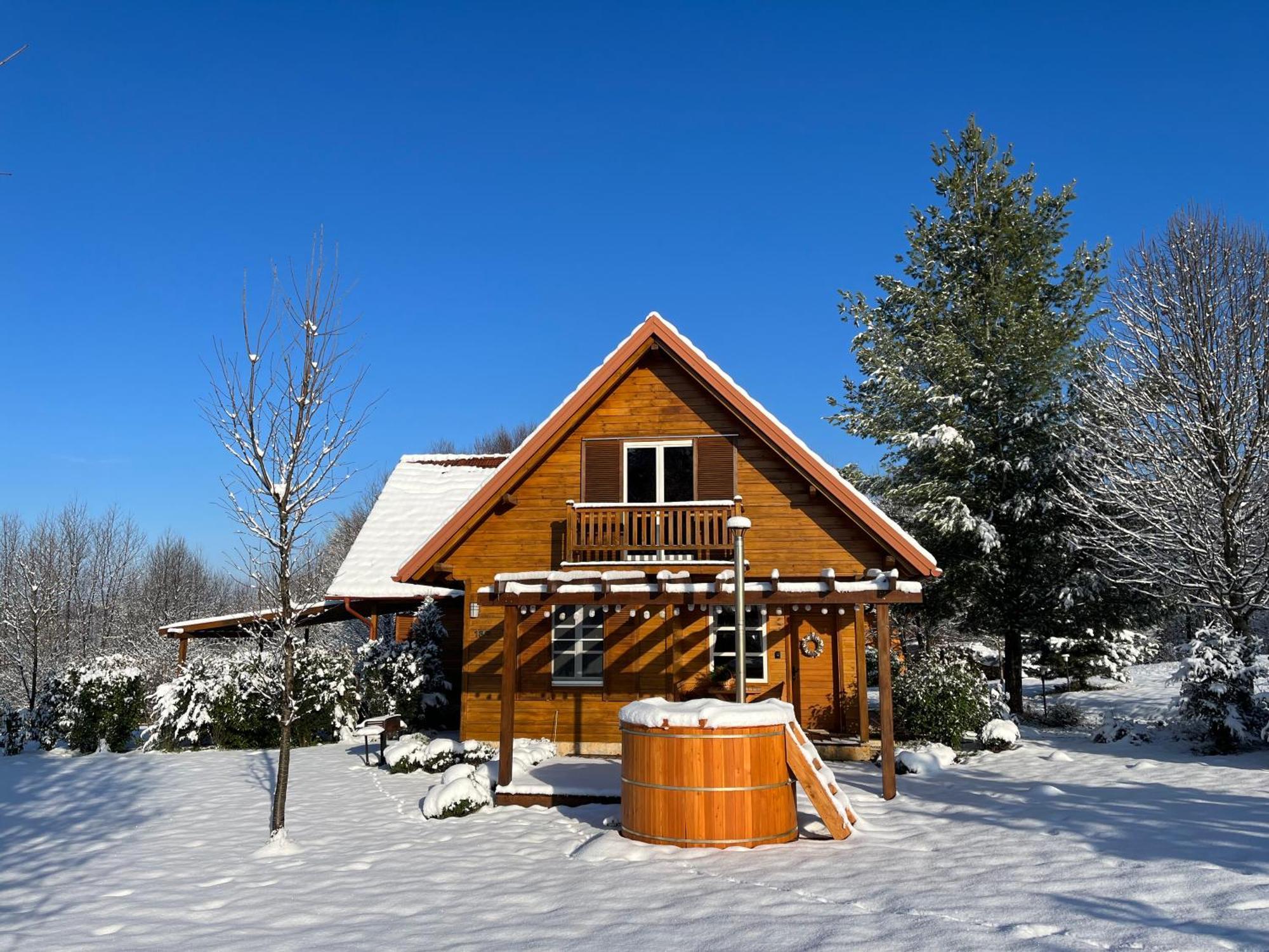 Holiday Homes Vita Natura Rakovica Exterior photo