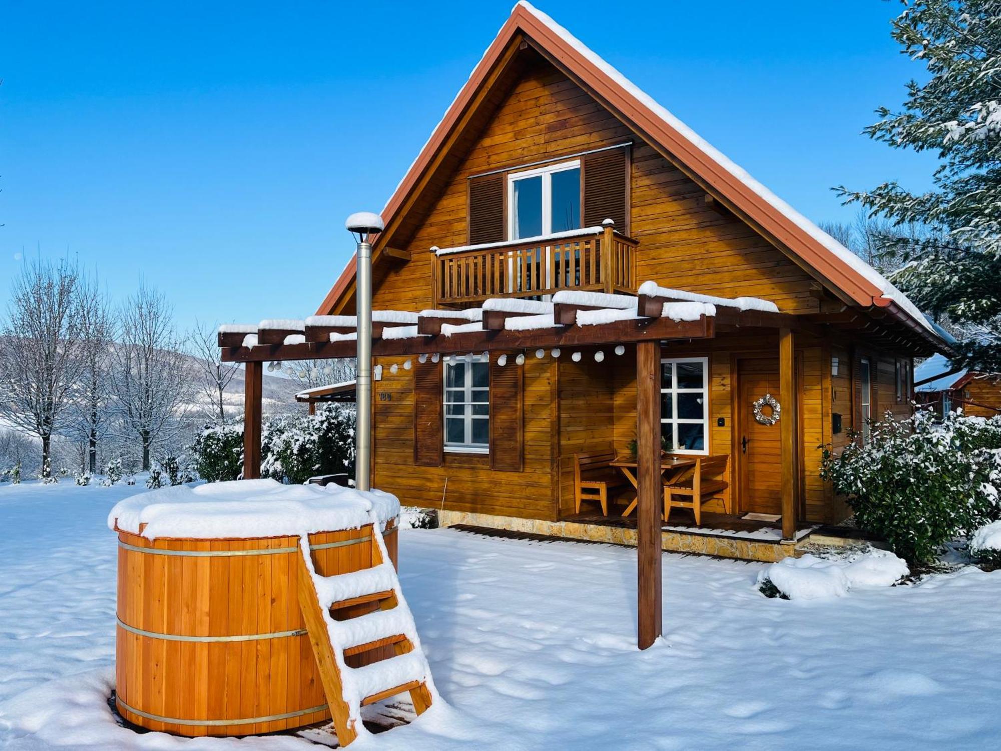 Holiday Homes Vita Natura Rakovica Exterior photo