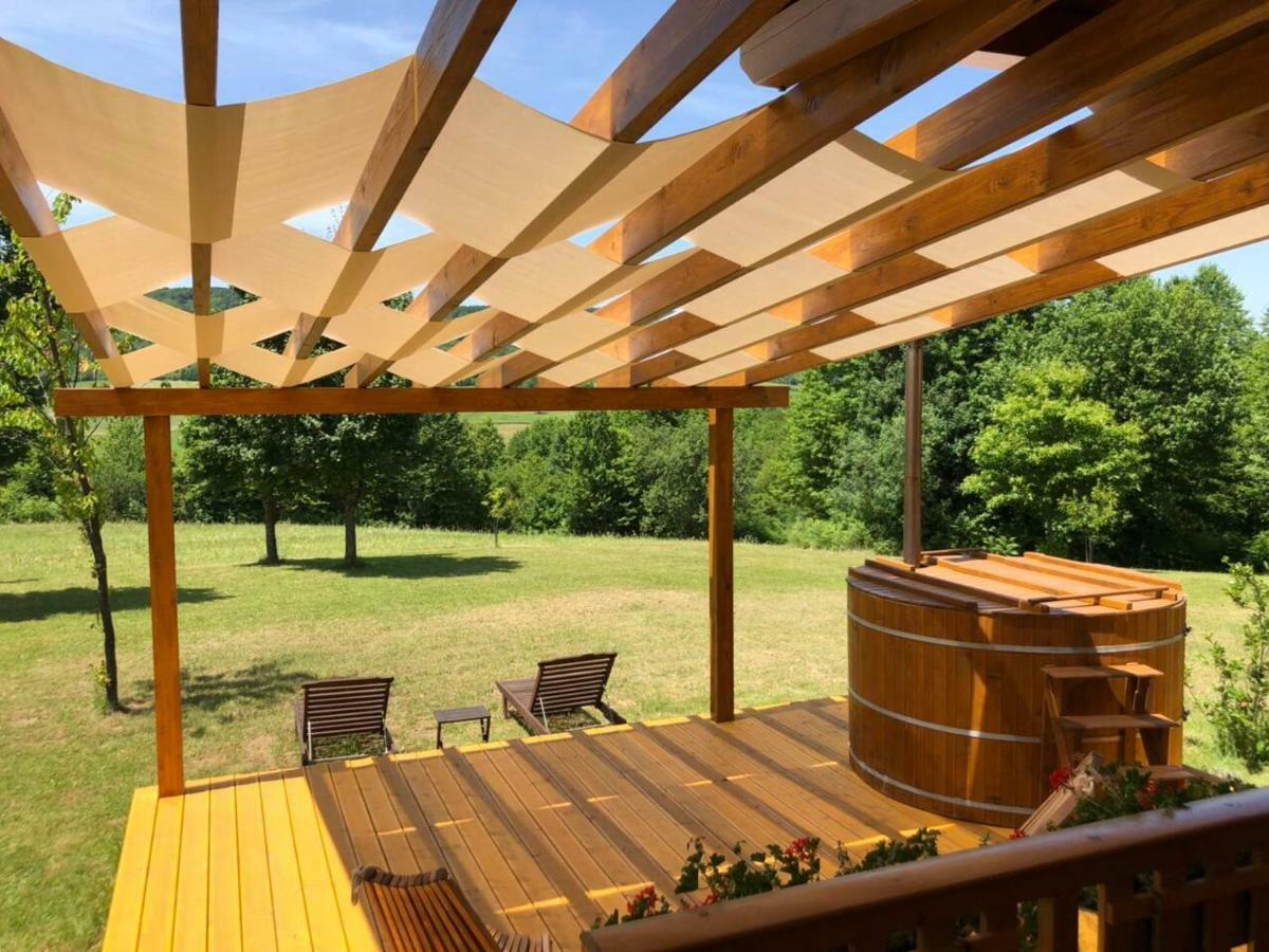 Holiday Homes Vita Natura Rakovica Exterior photo